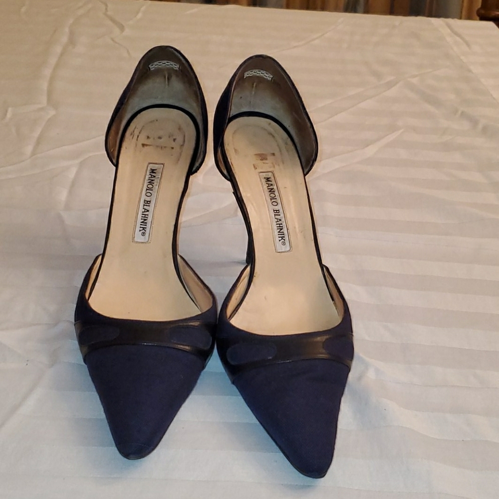 Manolo Blahnik pumps